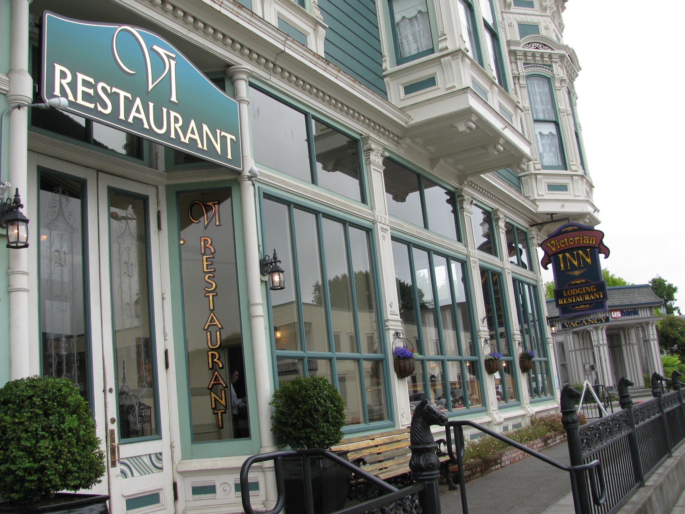 Victorian Inn, Ferndale, CA California Beaches