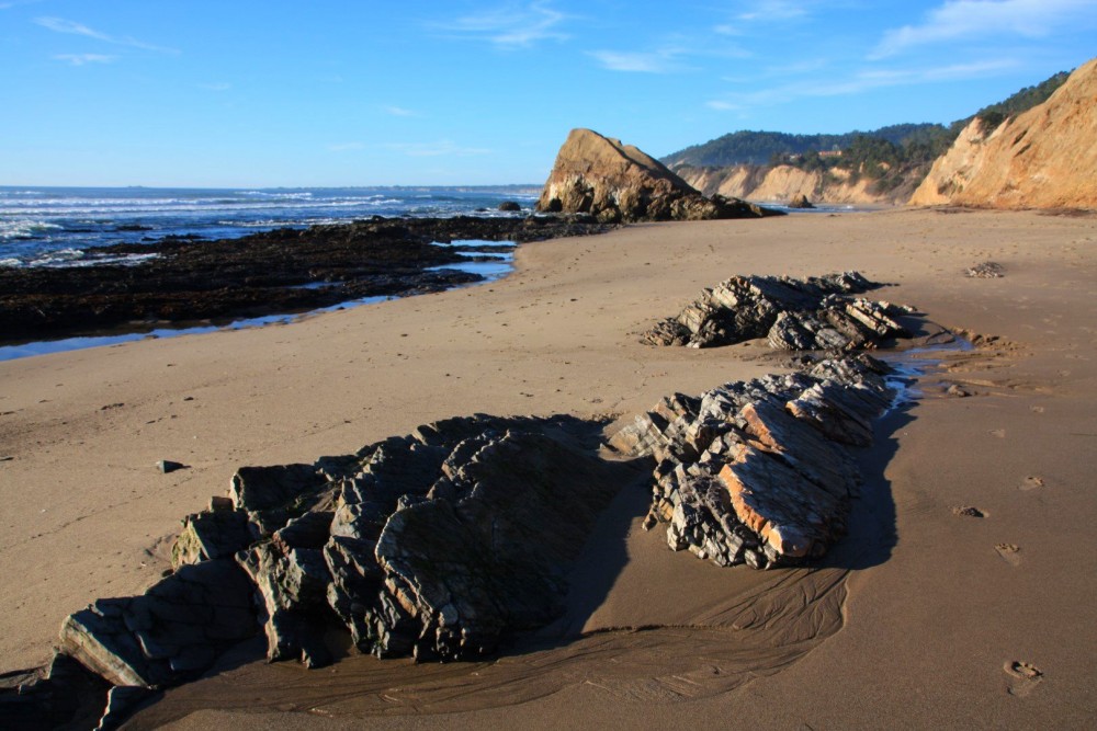 Greyhound Rock Beach & Fishing Access