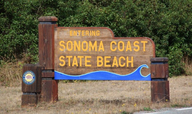 IMG_0700 sonoma coast stae park sign (Custom)