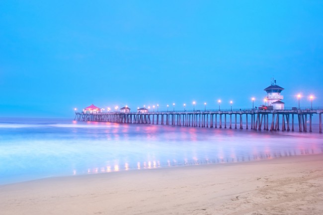 An early morning image of a pier in Huntington Beach, California