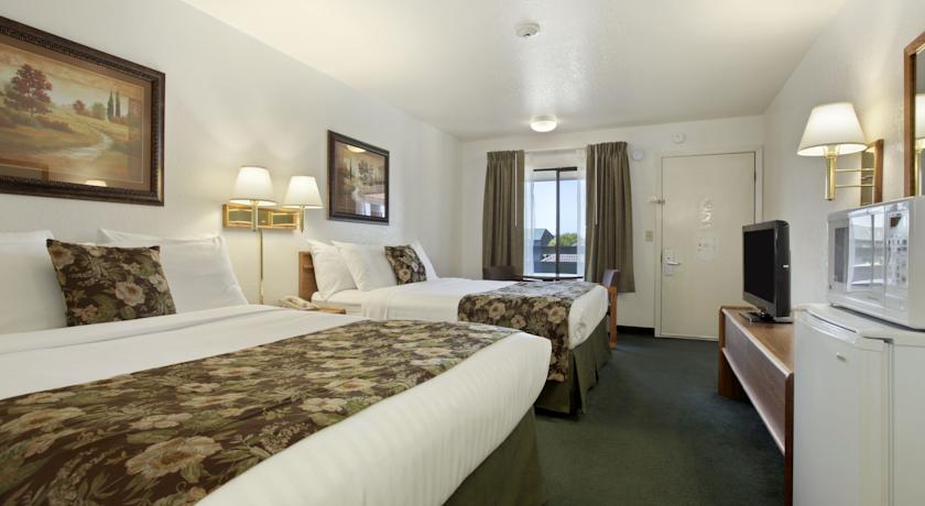 Fort Bragg Super 8