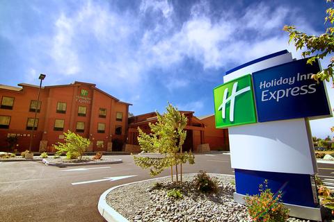 Holiday Inn Express Klamath