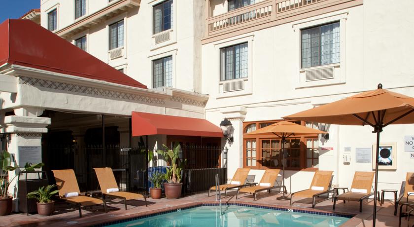 Courtyard By Marriott San Diego Old Town