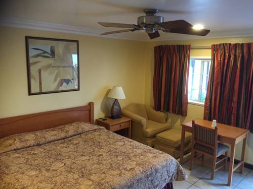 Bayshore Inn
