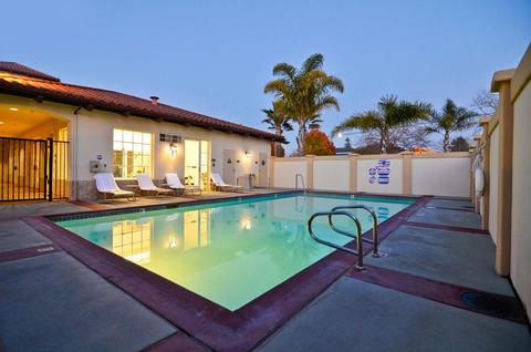 Best Western Plus Capitola By-the-Sea Inn & Suites