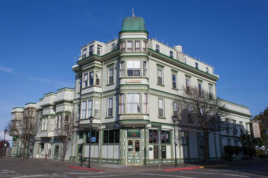 Eagle House Victorian Inn