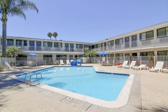 Motel 6-Santa Barbara Beach