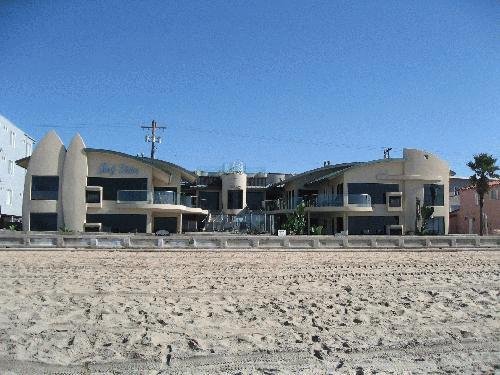 Surf Rider Condominiums