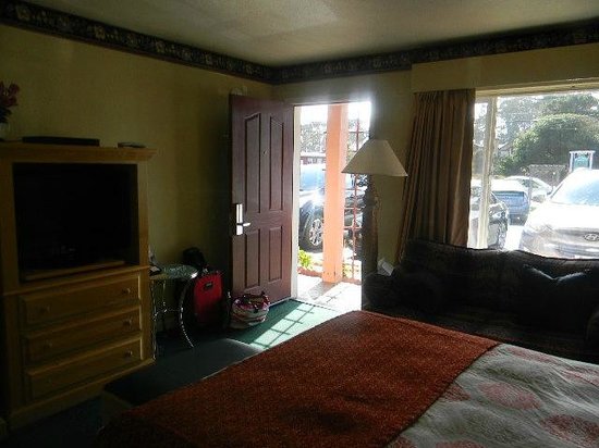 The Wilkie’s Inn – Clarion Collection