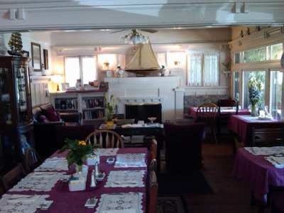 Old Yacht Club Inn and Vacation Rentals