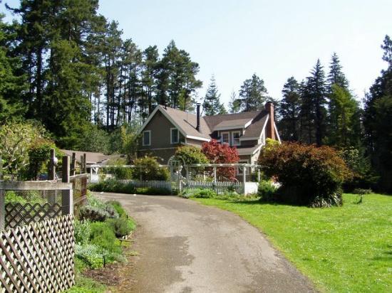 Mendocino Farmhouse