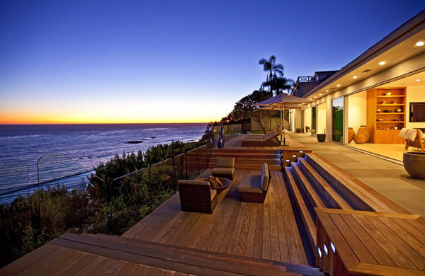 Beachfront Vacation Houses