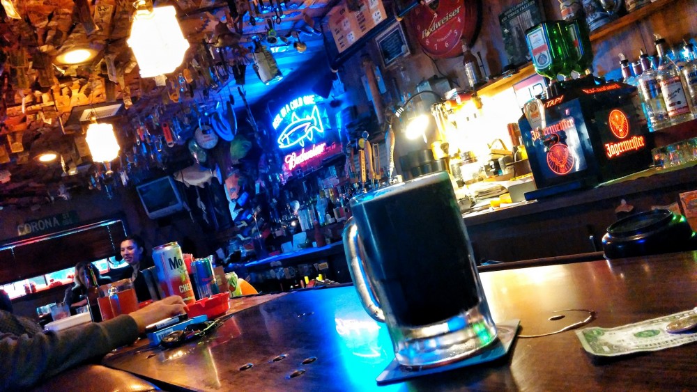 Country Club Bar & Grill, Klamath, CA - California Beaches