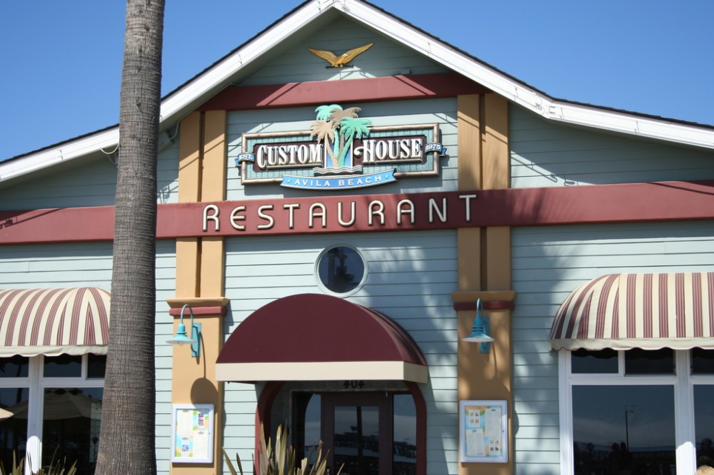 Custom House Restaurant, Avila Beach, CA - California Beaches