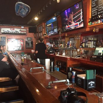 1st Street Bar