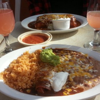 La Playita Restaurant