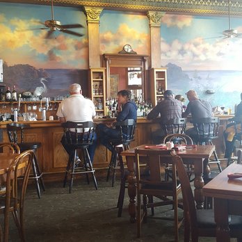 Cafe Waterfront