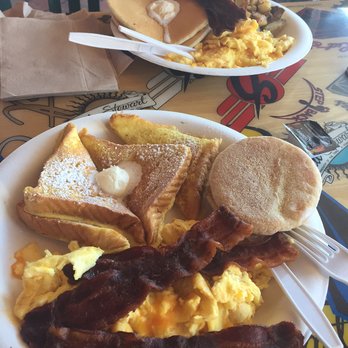 Pipes Cafe