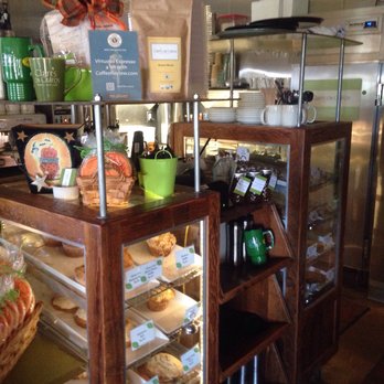 Claire’s on Cedros