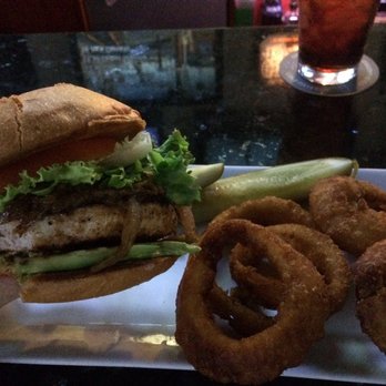 Mulligans Sports Bar
