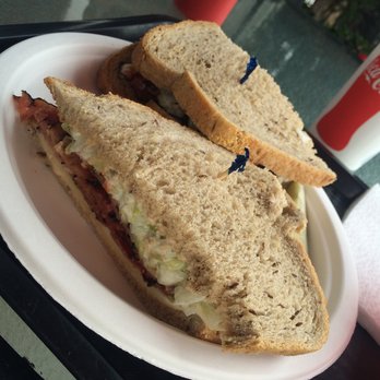 Gary’s Deli