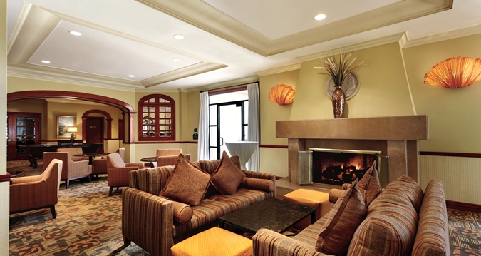 West Coast Club Lounge