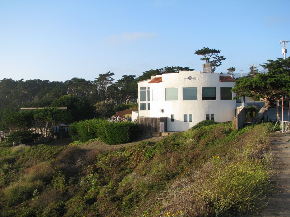 Moss Beach Distillery