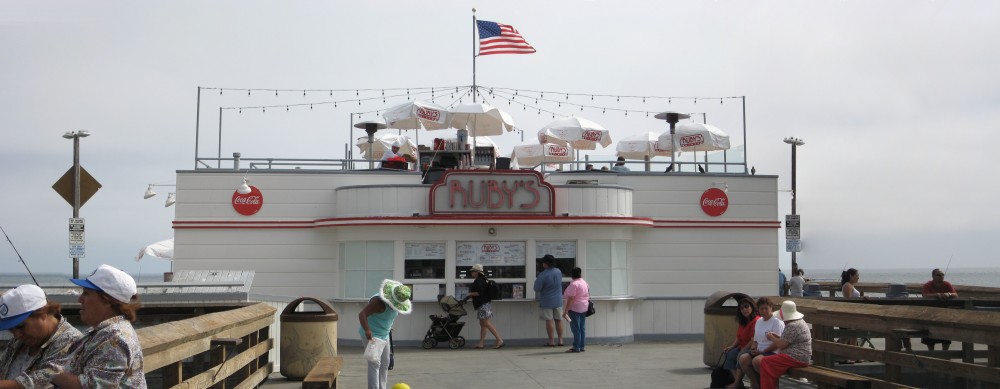 Ruby’s Diner Huntington Beach Pier (closed permanently)