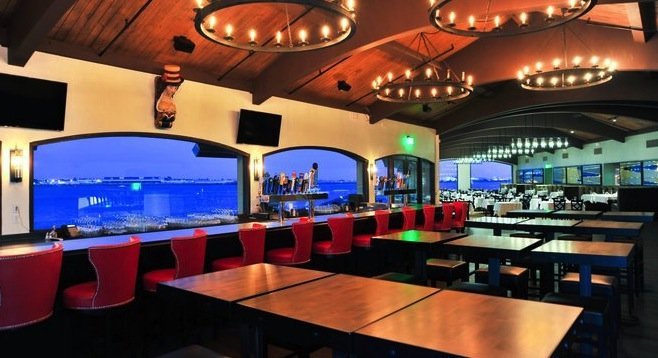 Lighthouse Bar & Grill