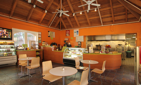 Breakwater Bistro