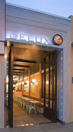 Delux Dogs
