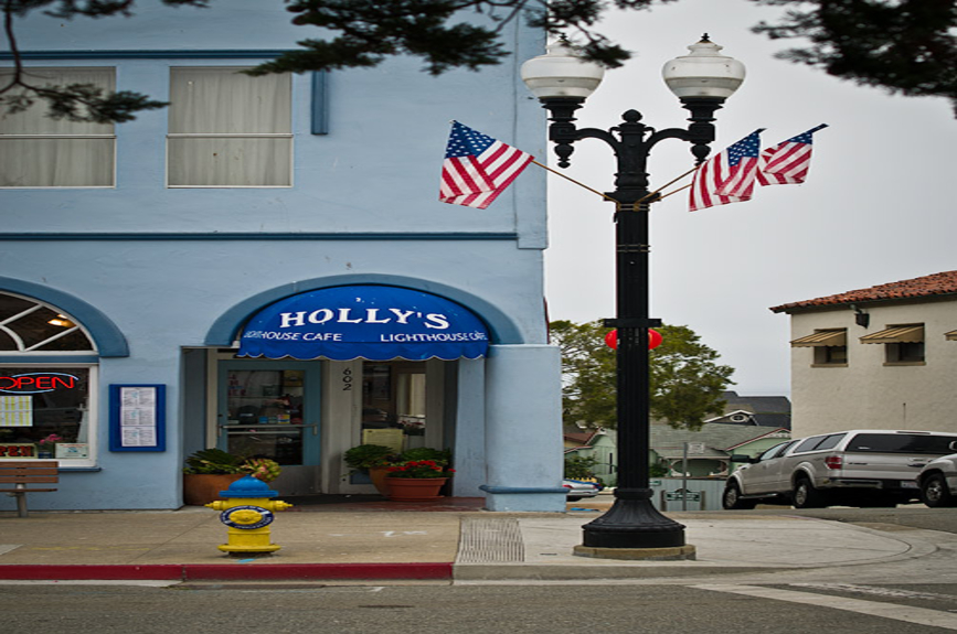 Holly’s Lighthouse Cafe