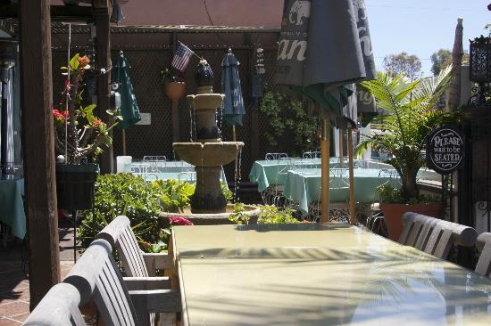Royal Thai Cuisine