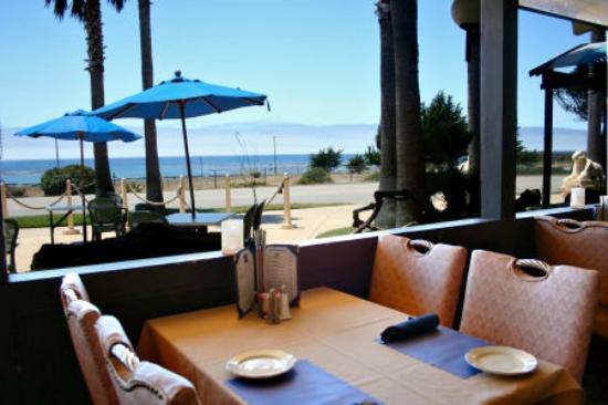 San Simeon Beach Bar & Grill