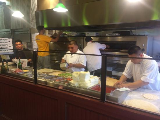 Pasquale’s Pizzeria Restaurant