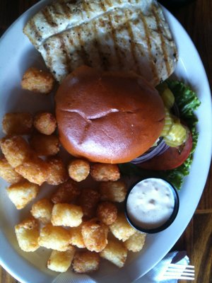 Beachside Bar & Grill