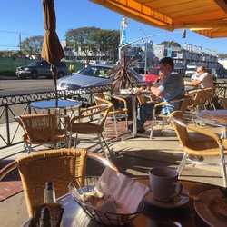 Bonjour Cafe