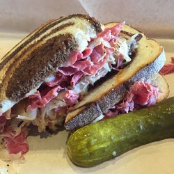 Dory Deli