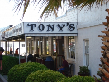 Tony’s Seafood Restaurant