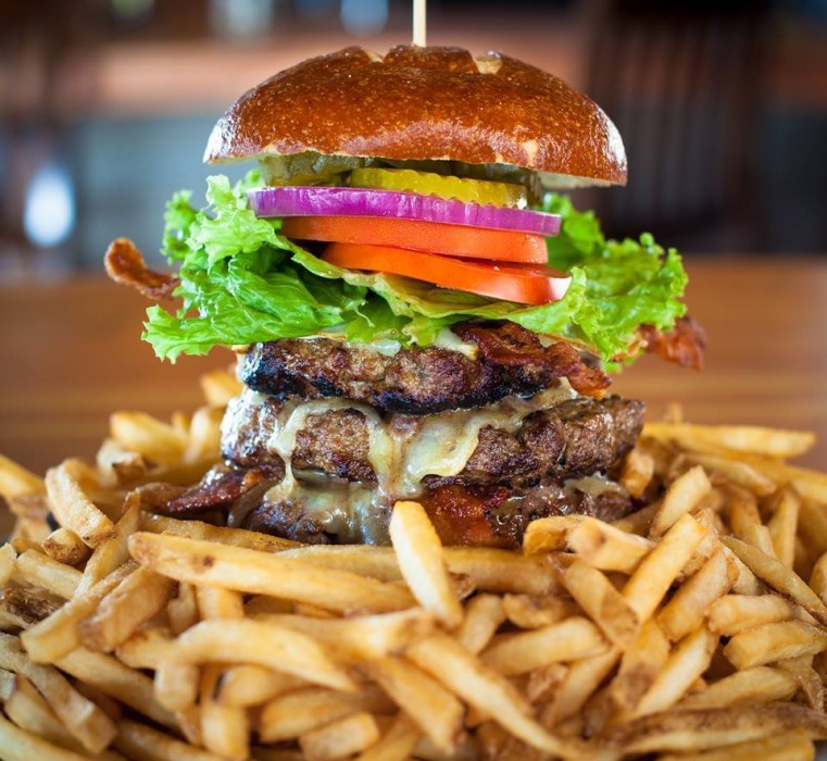 Lumberyard Tavern & Grill, Encinitas, CA California Beaches