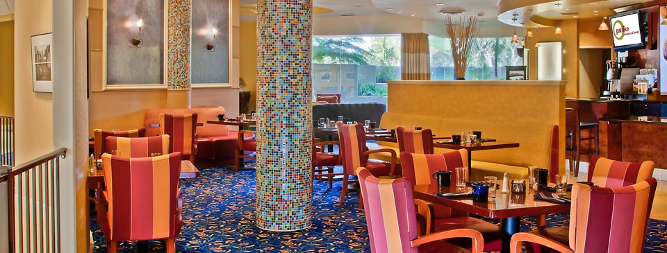 Pacifico Restaurant & Lounge