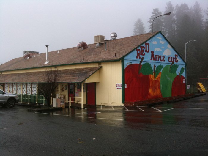 Red Apple Cafe
