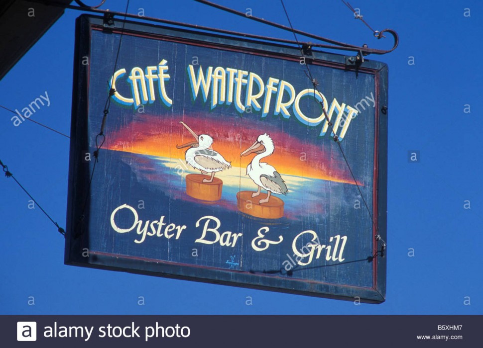 Cafe Waterfront