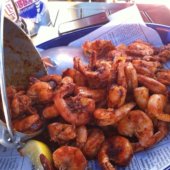 Bubba Gump Shrimp Co., Monterey, CA California Beaches