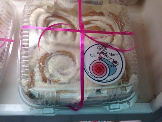 Lilly Mae’s Cinnamon Rolls