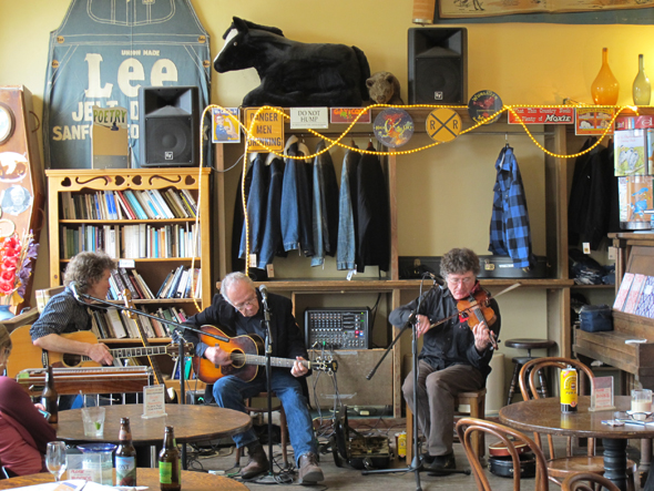 San Gregorio General Store