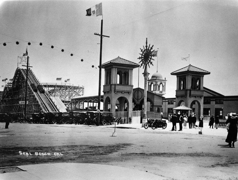 Seal Beach Municipal Pier, Seal Beach, CA California Beaches