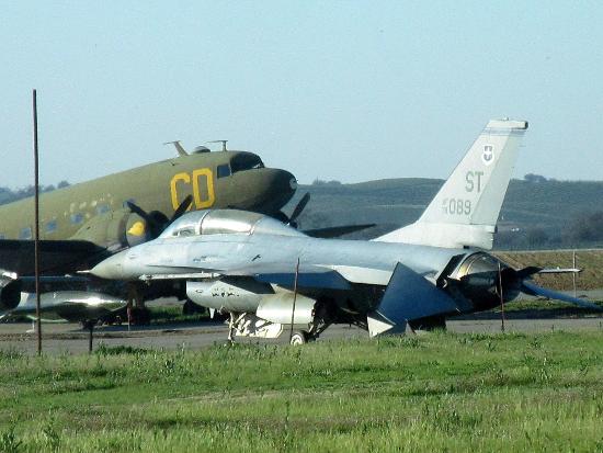 Estrella Warbird Air Museum